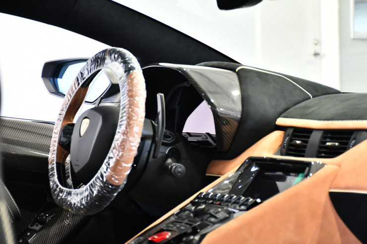 ランボルギーニ　アヴェンタドール　SVJ　ローダウン　HRE　アメ鍛　ブリッティッシュレーシンググリーン　カスタム　名古屋