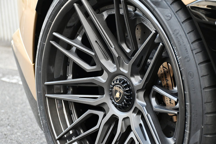 愛知県　名古屋　ランボルギーニ　アヴェンタドール　SVJ　Lamborghini Aventador ADV.1 wheels カスタム　ローダウン