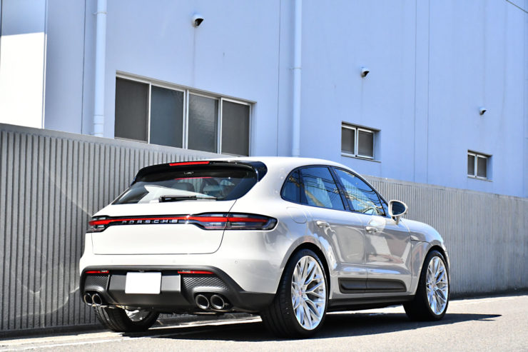 ポルシェ　マカン　ローダウン　車高調　HRE　アメ鍛　22インチ　クレヨン　カスタム　名古屋