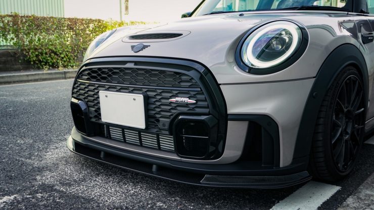 愛知県　名古屋市　MINI　ミニ　カスタム　F56　JCW　mon　フロントリップスポイラー　リアトランクスポイラー