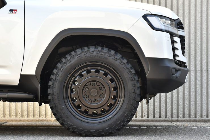 トヨタ ランクル300 ランドクルーザー GR アメ鍛 20インチ スティルメイド カスタム 名古屋