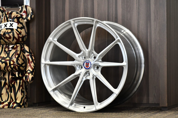 HRE　アメ鍛　P104SC　ブラッシュド　1ピース　フェラーリ　カスタム　名古屋