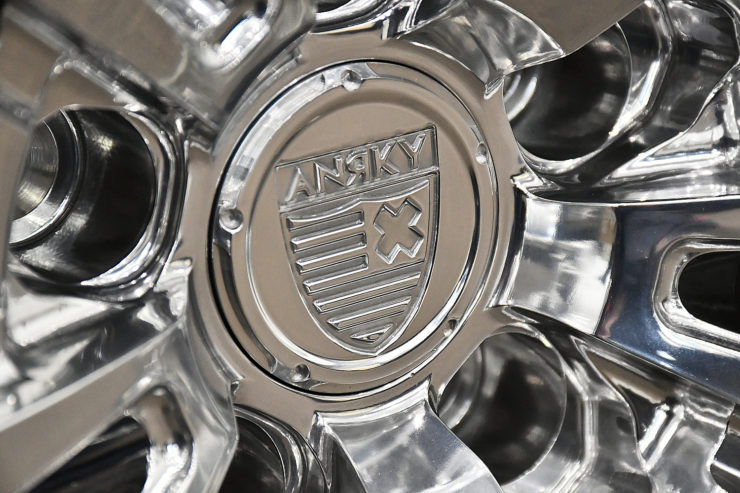愛知県　名古屋　フェラーリ　カスタム　ANRKY　S1X1　F8　Polish　21inch