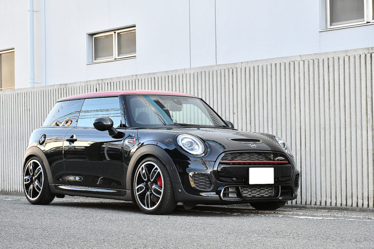 愛知県　名古屋　MINI　F56　ローダウン　カスタム　スペーサー　KW　ミニ