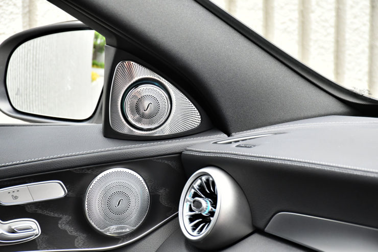 AMG　C43　W205　アンビエントエアアウトレット　ハイエンドツイーター　カスタム　名古屋