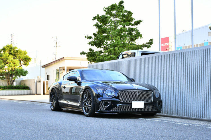 ベントレー　コンチネンタルGT　ローダウン　22インチ　アナーキー　アメ鍛　カーボンエアロ　カスタム　名古屋