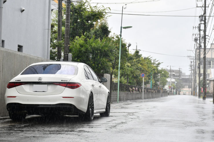 愛知県　名古屋　ベンツ　カスタム　W223　Sクラス　ラッピング　ブラックアウト　エンブレムペイント　ローダウン　スペーサー