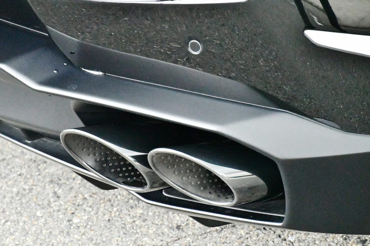愛知県 名古屋 ウラカン カスタム ランボルギーニ Huracan Lamborghini ローダウン スペーサー マフラー