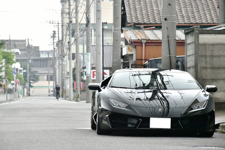 愛知県 名古屋 ウラカン カスタム ランボルギーニ Huracan Lamborghini ローダウン スペーサー マフラー