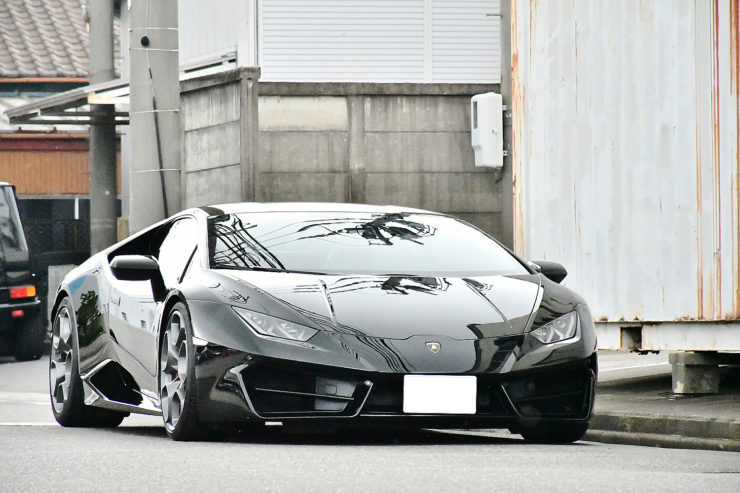 愛知県 名古屋 ウラカン カスタム ランボルギーニ Huracan Lamborghini ローダウン スペーサー マフラー