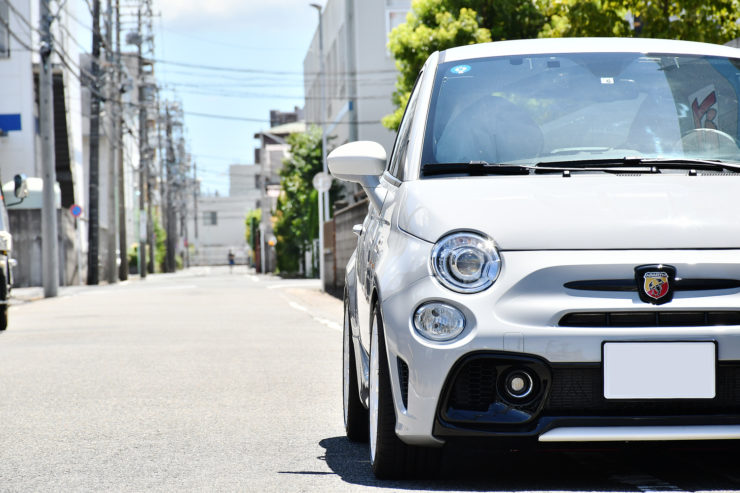 愛知県　名古屋　アバルト　ABARTH　FIAT　フィアット　カスタム　695　エッセエッセ　esseesse　ペイント　ブラックアウト　ローダウン　スペサー