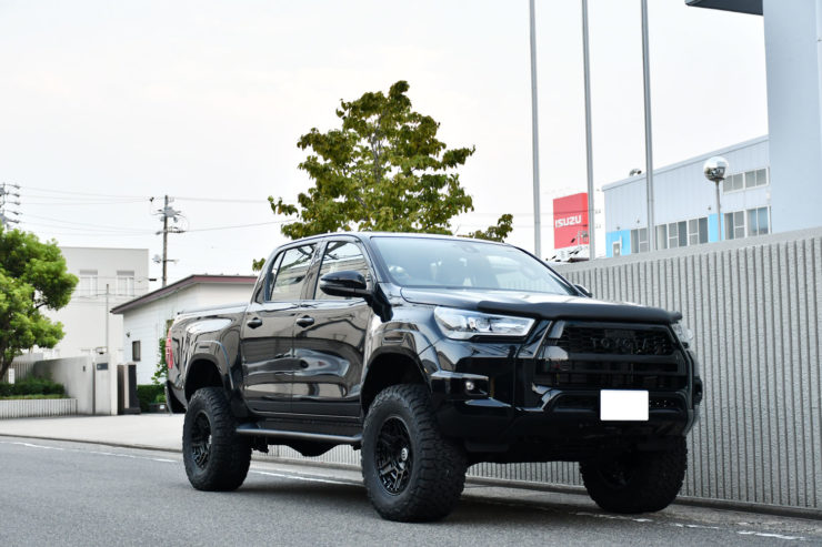 トヨタ　ハイラックス　GNU125　リフトアップ　HRE　ホイール　BFグッドリッチ　カスタム　名古屋