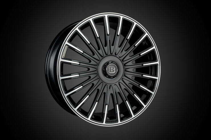 State-of-the-art in-house manufacturing processes in combination with a classic "Signature Black" finish as well as an exclusive 20-spoke design ensure a typical BRABUS look and maximum strength. The low weight ensures improved road holding and optimal handling. Discover elegance. Discover the BRABUS Monoblock ZV “Platinum Edition”.