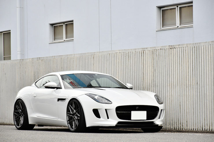 愛知県　名古屋　ジャガー　F-Type　Fタイプ　ローダウン　ホイール　21インチ　カスタム　ラッピング　ペイント　ブラックアウト　VOSSEN　ヴォッセ　デイライト