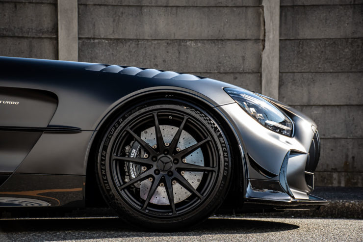 AMG GT　ブラックシリーズ　ローダウン　スペーサー　ロベルタ　リフター　ブラックアウト　エンブレムペイント　カスタム　名古屋
