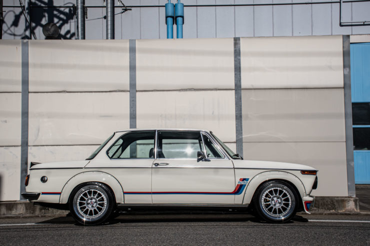 BMW　2002　02ターボ　ローダウン　車高調　HRE　17インチ　ホイール　アメ鍛　クラシック　レストア　カスタム　名古屋