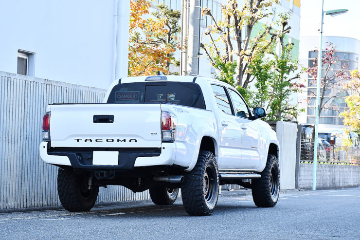 愛知県　名古屋　タコマ　TACOMA　カスタム　リフトアップ　2インチリフトアップ　スティールメイド　STILLMADE　COOPER　ラフカントリー