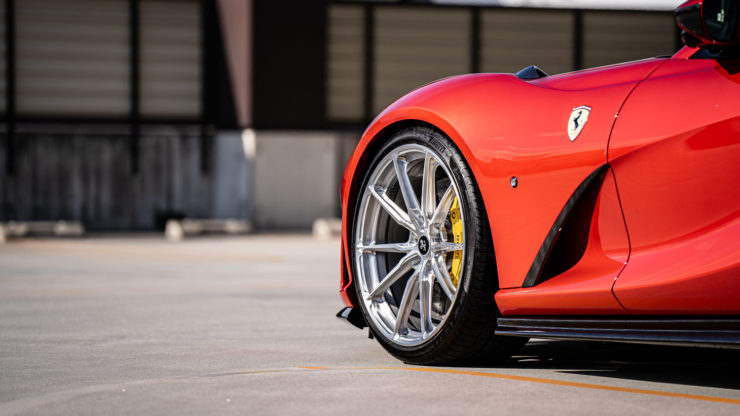 フェラーリ　812GTS　HRE　アメ鍛　ホイール　P104SC　ブラッシュド　ローダウン　ノヴィテック　ノビテック　ダウンサス　マフラー　カスタム　名古屋