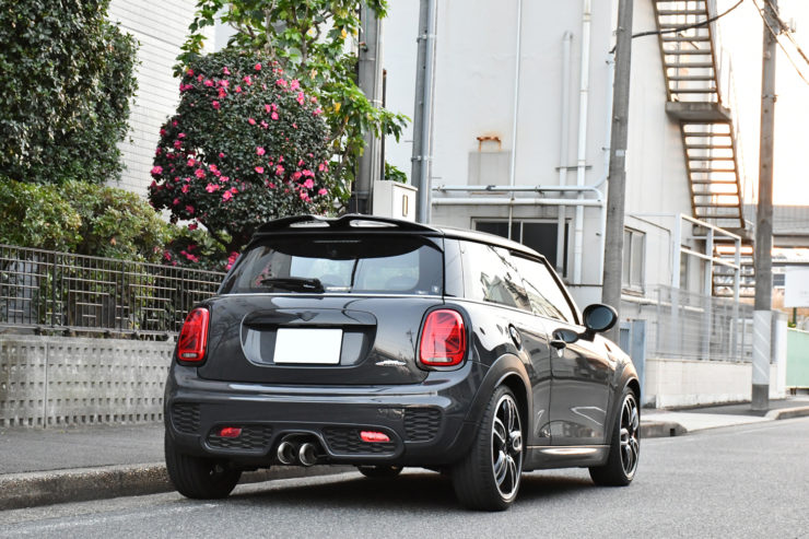 愛知県 名古屋 MINI F56 カスタム マフラー交換 EVENTURI カーボンエアインテイク 交換 レムス REMUS イベンチュリ