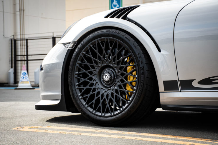 ポルシェ　991.1GT3RS　991GT3RS　ローダウン　ホイール　HRE　アメ鍛　マフラー　カスタム　名古屋