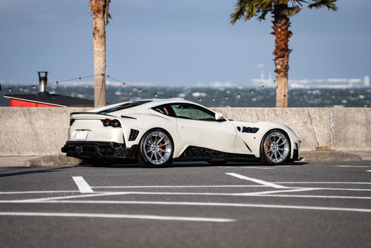 フェラーリ　812　GTS　マンソリー　ローダウン　エアロ　マフラー　ADV.1　アメ鍛　ノヴィテック　カスタム　名古屋