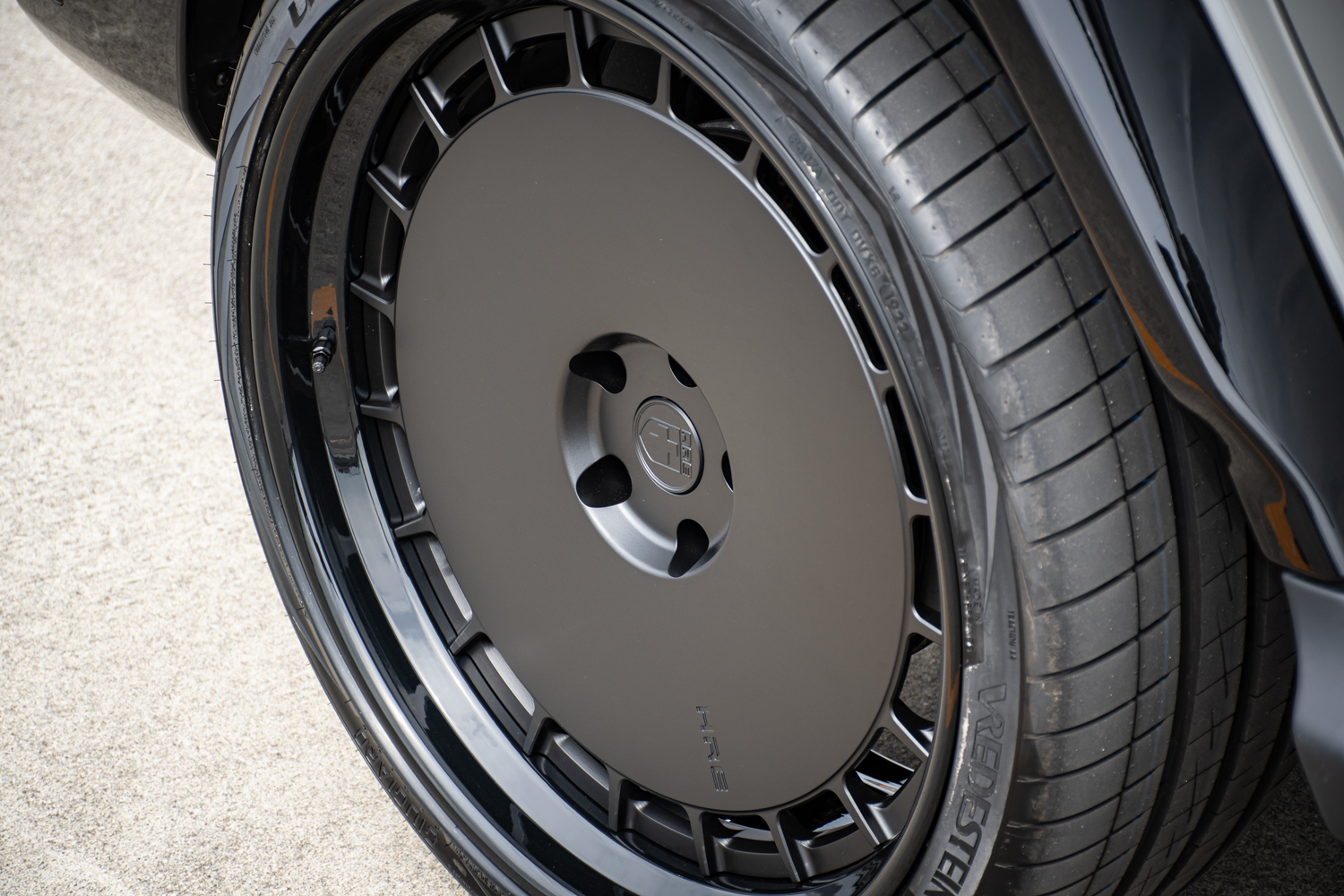 メルセデスベンツ Gクラス ホイール HRE ローダウン ブラックアウト ブラッシュガード バンパーガード カスタム 名古屋