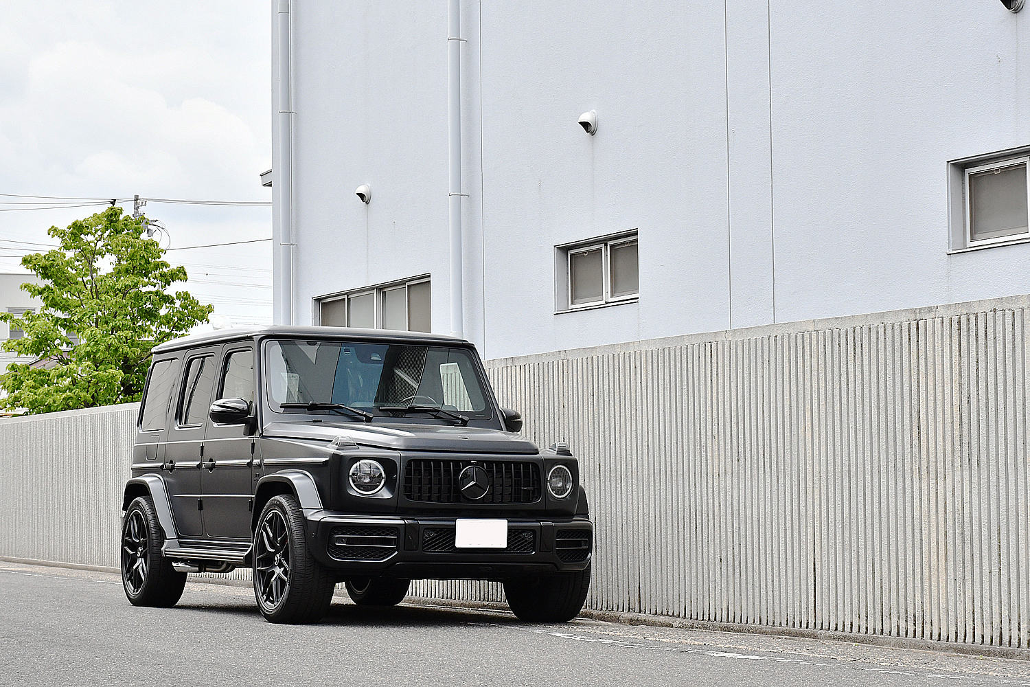 愛知県 名古屋 Gクラス G63 W463A カスタム ローダウン スペーサー 本国マフラー 4本出しマフラー ワンオフステアリング iid ダウンサス ボンド ボンド名古屋