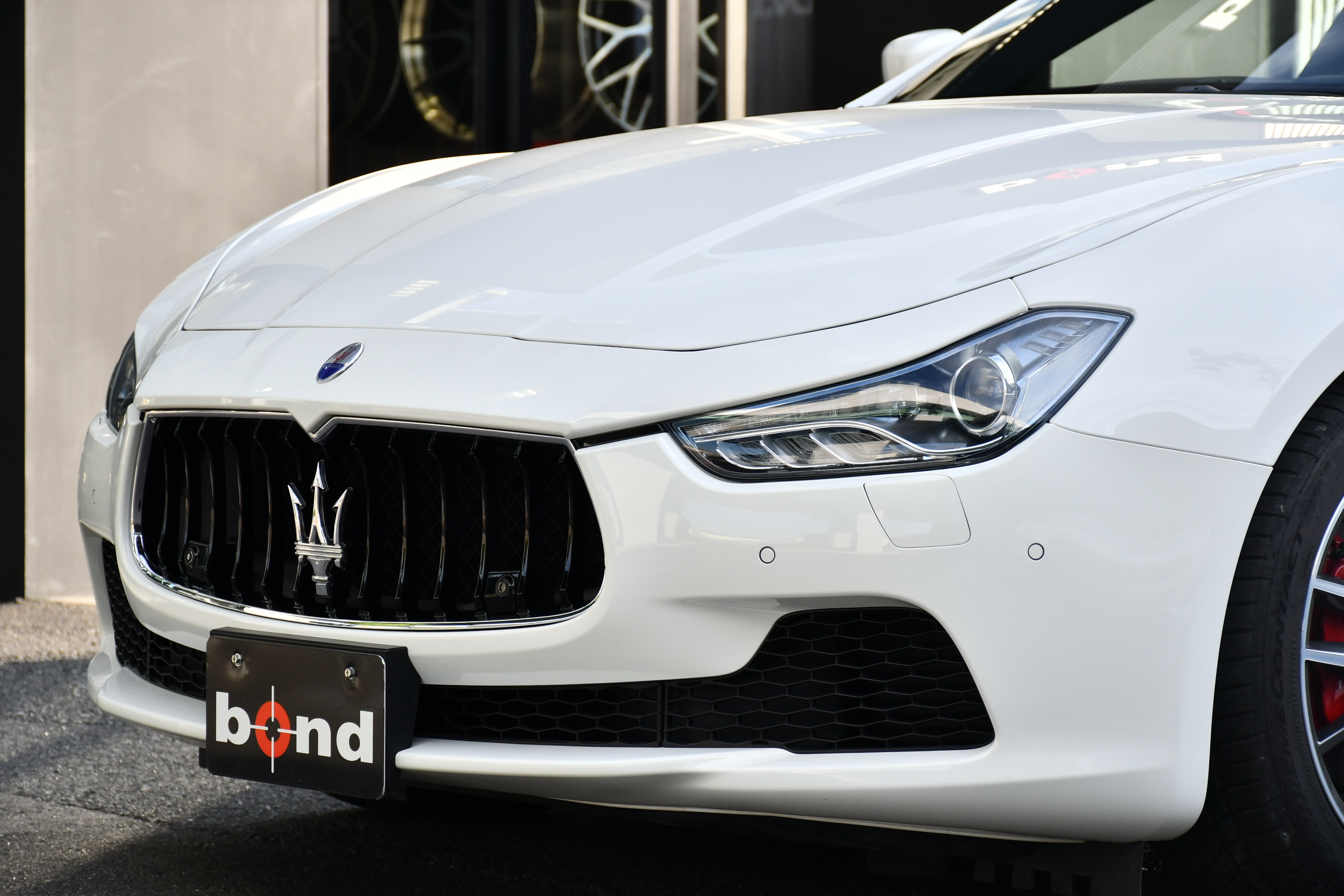 ボンドカーズ名古屋 bondcarsNAGOYA マセラティ ギブリ MASERATI GIBRI 新入庫 ホワイト サンルーフ