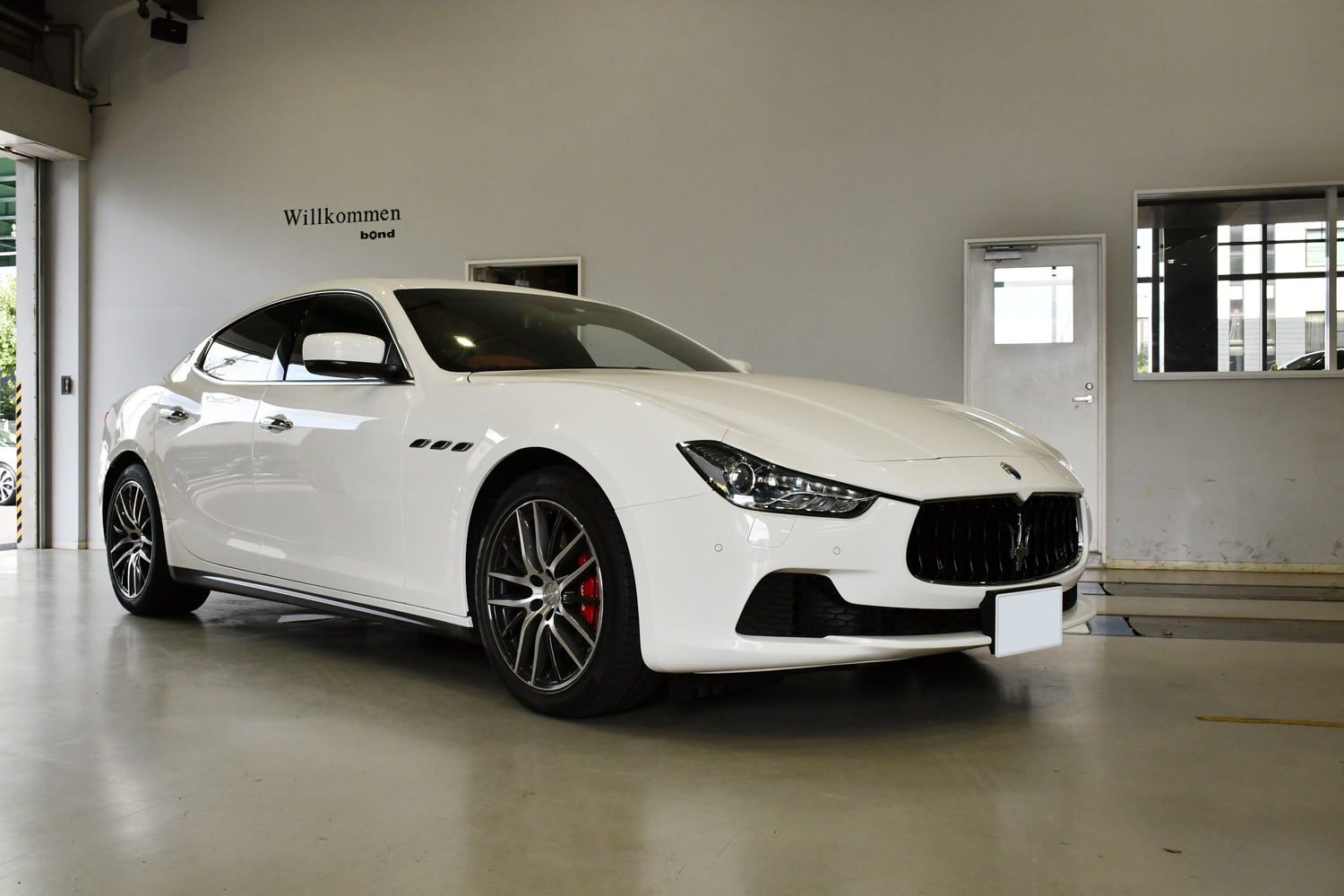 愛知県 名古屋 マセラティ ギブリ カスタム MASERATI GHIBLI ボンド ボンド名古屋