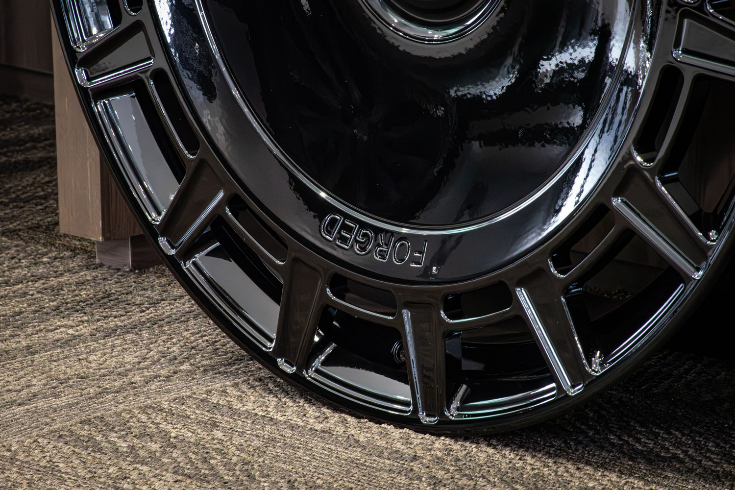 マンソリー ホイール 24インチ フォージドホイール FD.15 レンジローバー 新型レンジローバー SV カスタム 名古屋