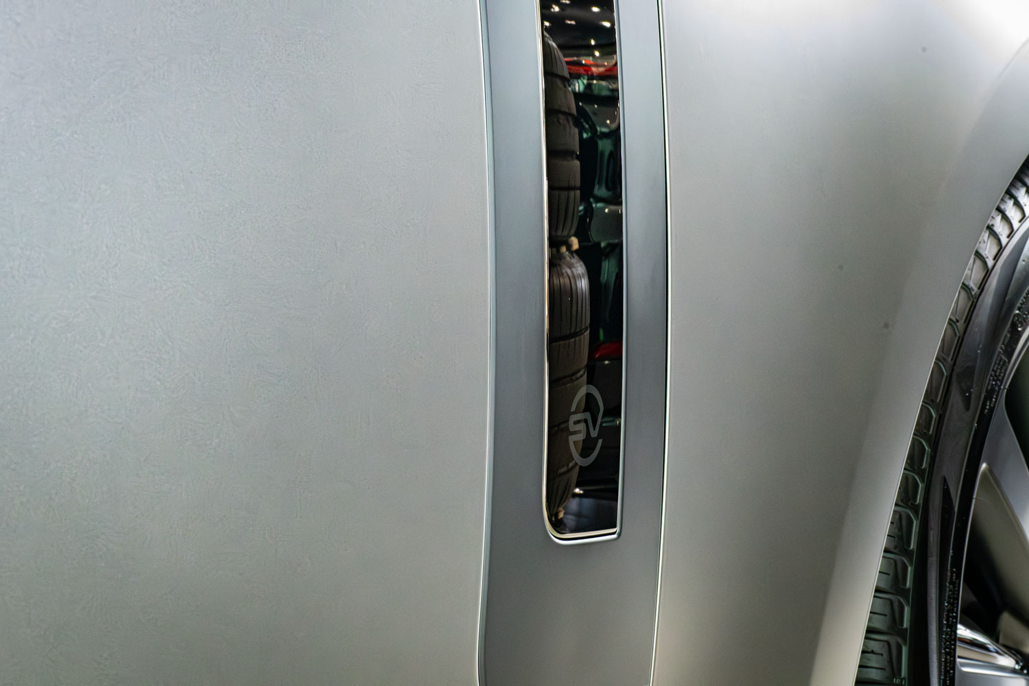 レンジローバー 新型レンジローバー SV ローダウン ホイール 24インチ マンソリー カスタム 名古屋
