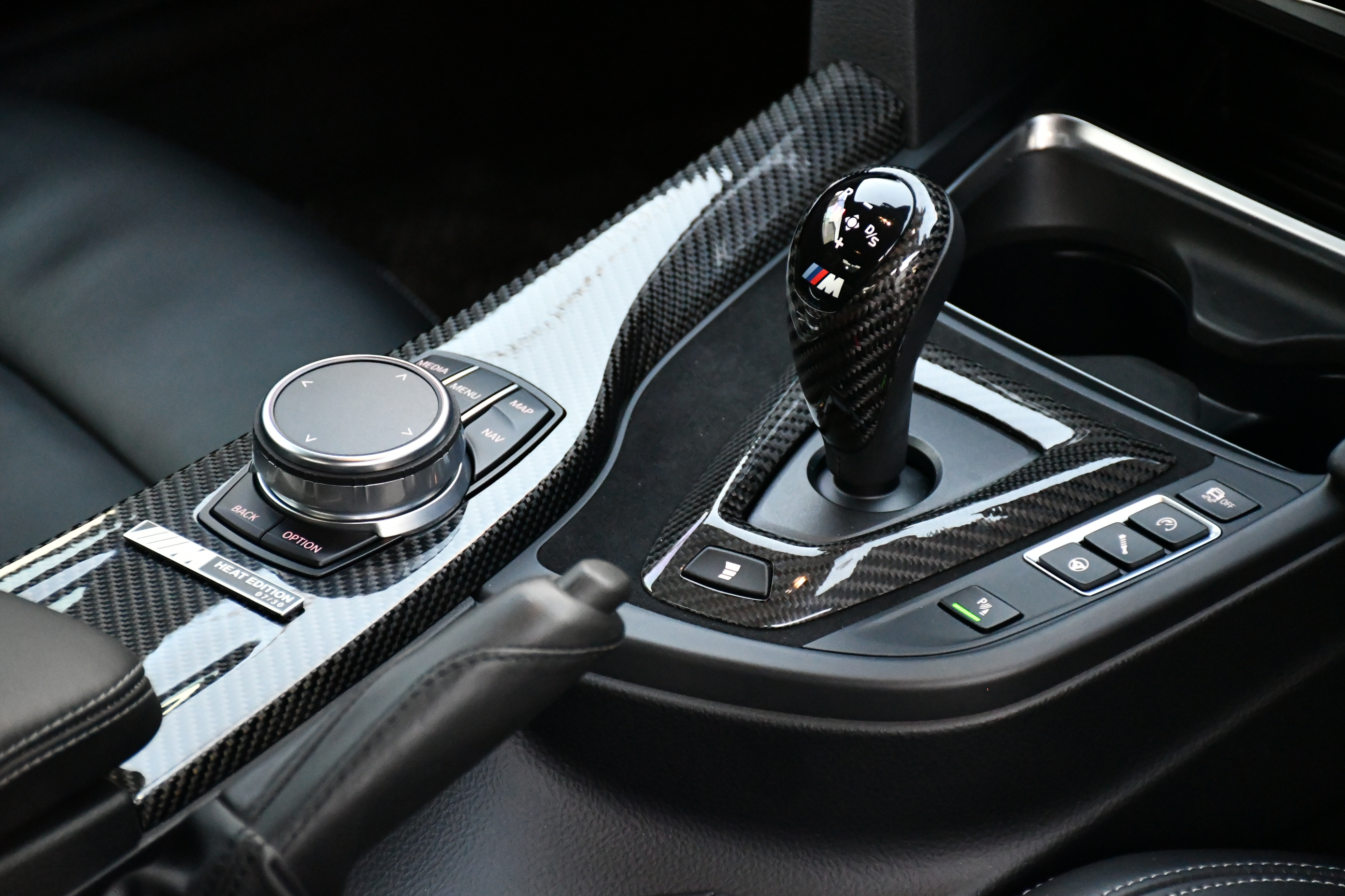 bond cars NAGOYA ボンドカーズ名古屋 BMW M4 コンペティション ヒートエディション M Heat Edition カーボンブレーキ ローダウン KW タンザナイトブルーメタリック F82 在庫車 新入庫