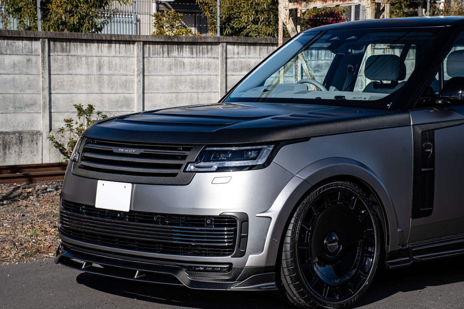 レンジローバー レンジローバーSV ローダウン ホイール 24インチ マンソリー フルキット ステルスプロテクションフィルム クリアガラス カスタム 名古屋