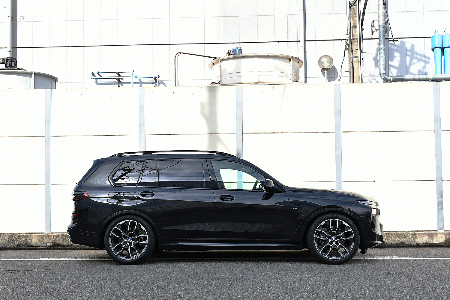 愛知県 名古屋 BMW X7 カスタム ローダウン スペーサー ツライチ ボンド ボンド名古屋