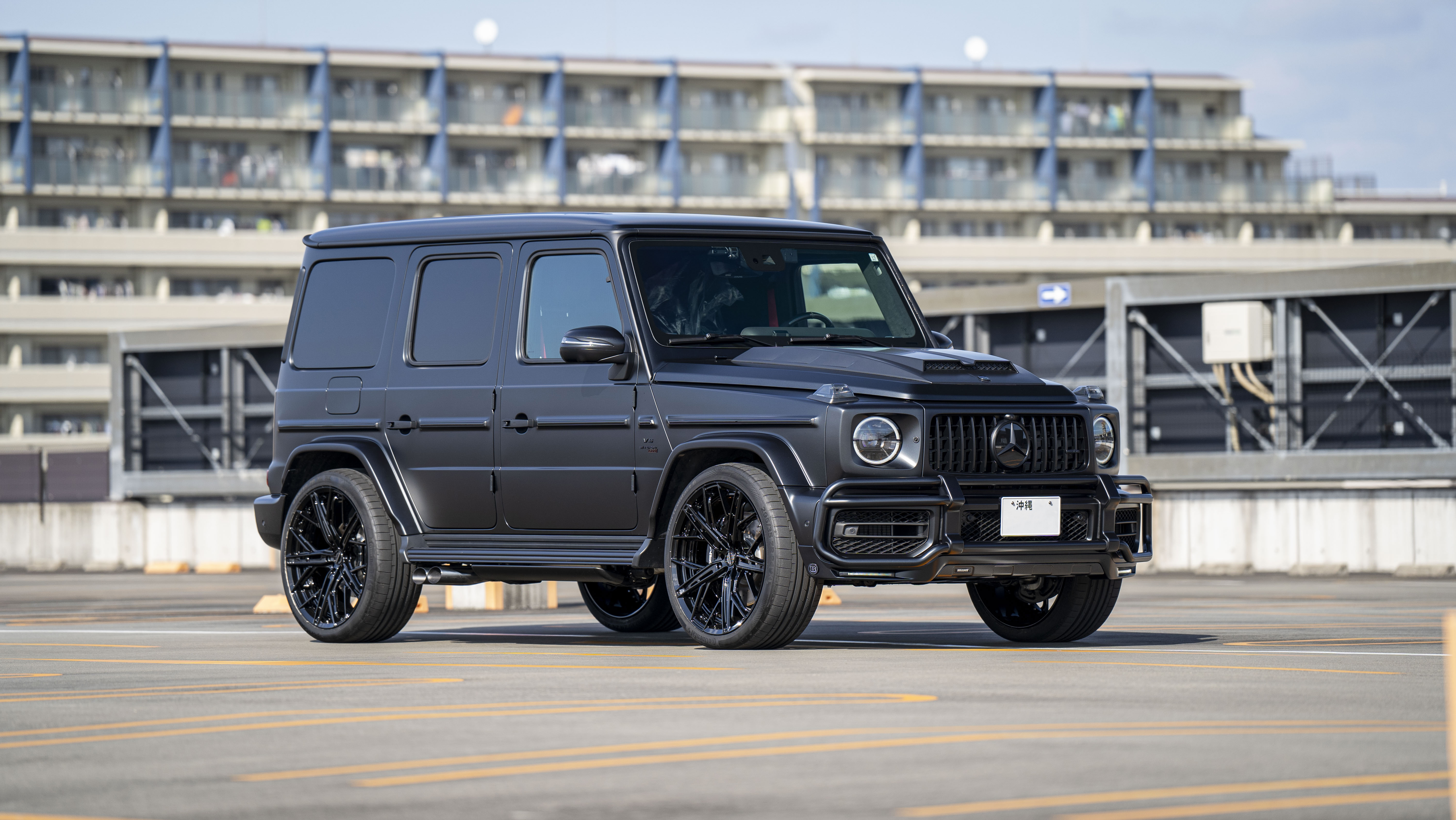 BRABUS G700