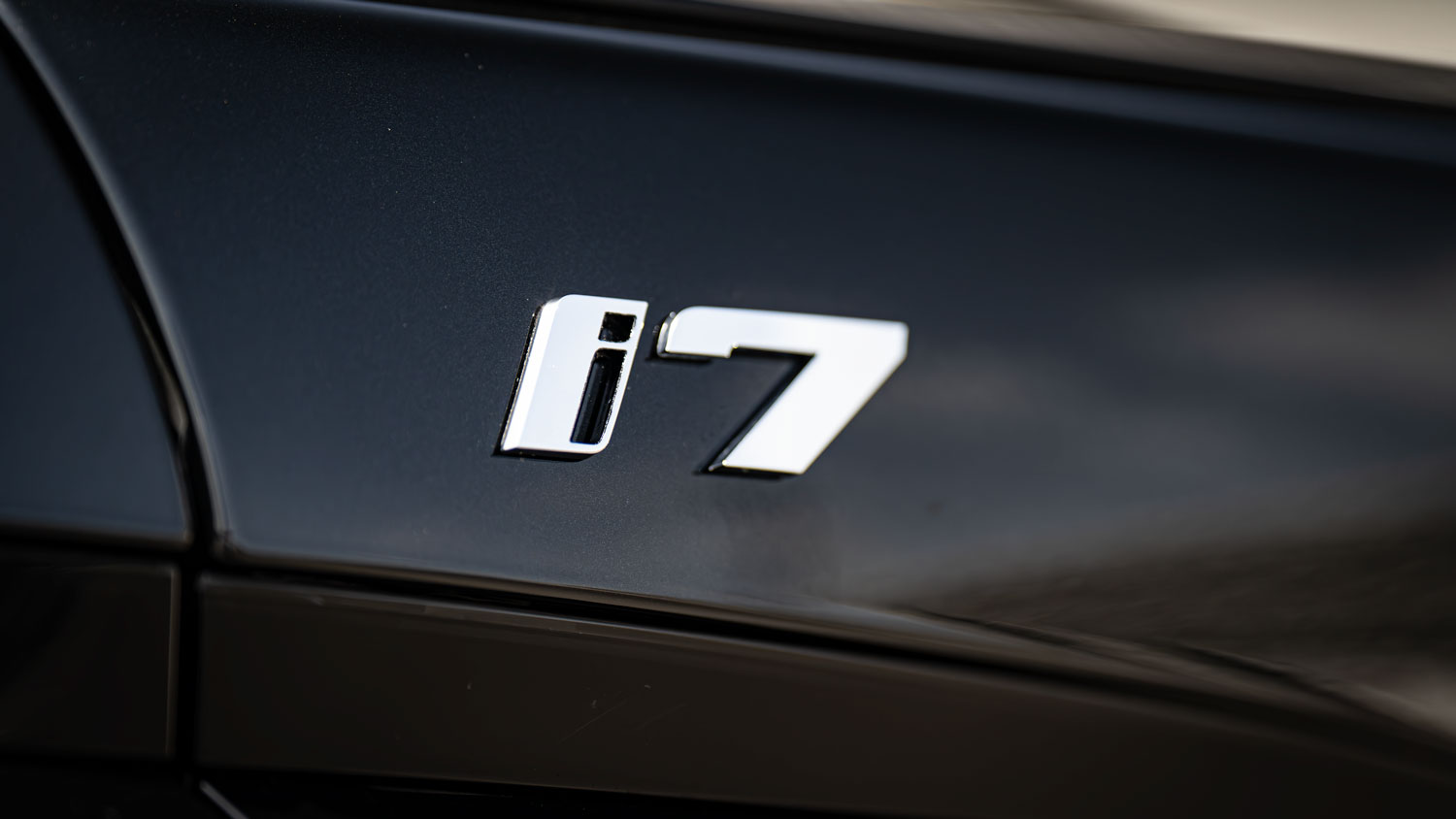 BMW G70 i7 M70 ローダウン ASC ホイール MVフォージド アメ鍛 22インチ カスタム 名古屋