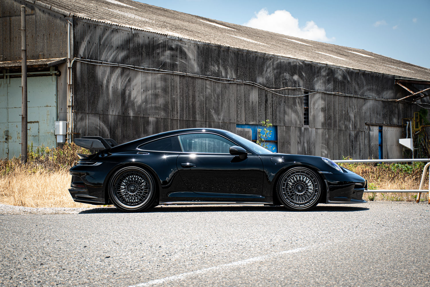 ポルシェ 992 GT3 ローダウン MVフォージド ホイール テックアート エアロ プロテクションフィルム カスタム 名古屋