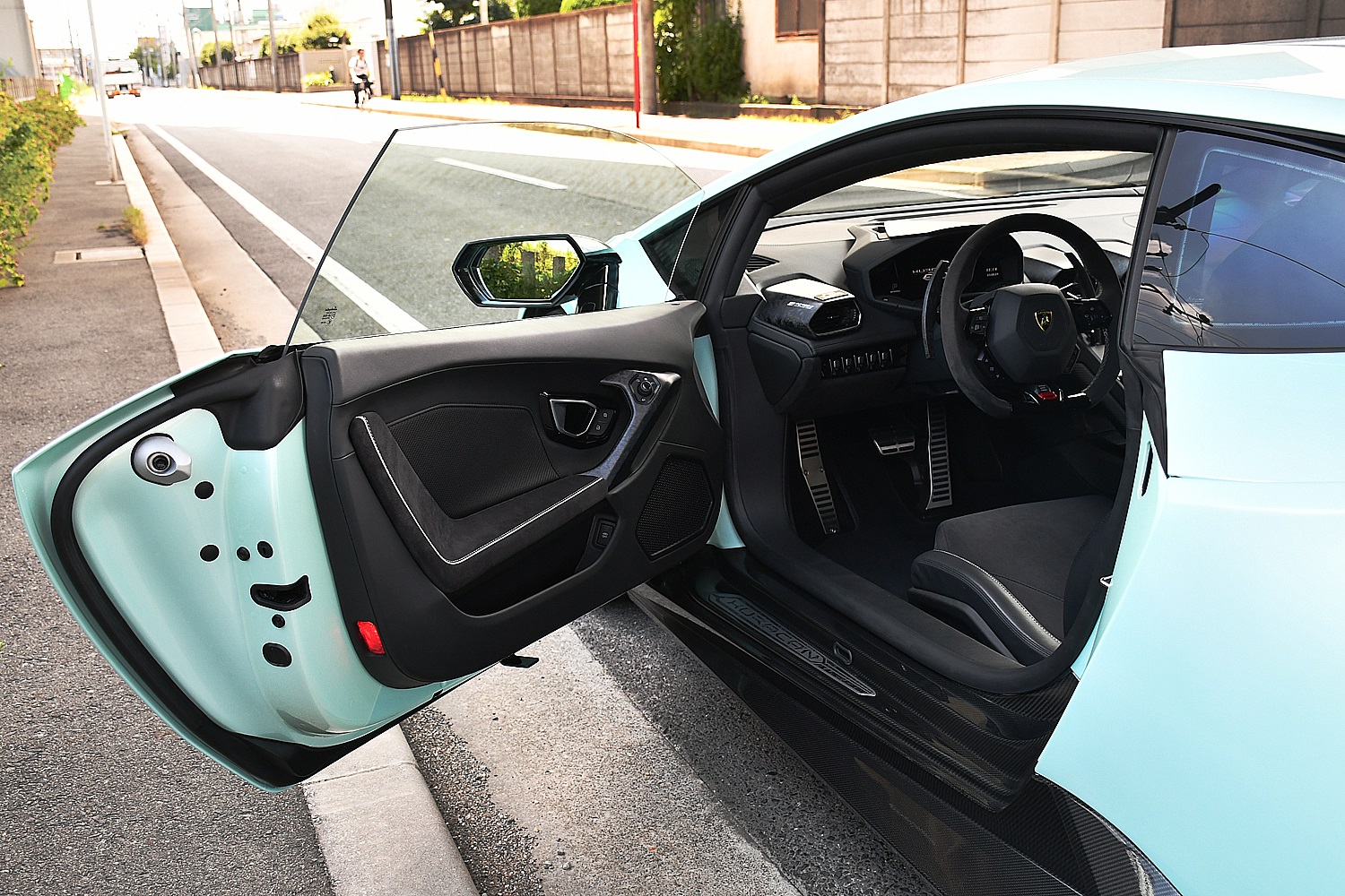 愛知県 名古屋 ランボ ウラカン EVO INOZETEK イノゼテック ラッピング カスタム ボンド ボンド名古屋
