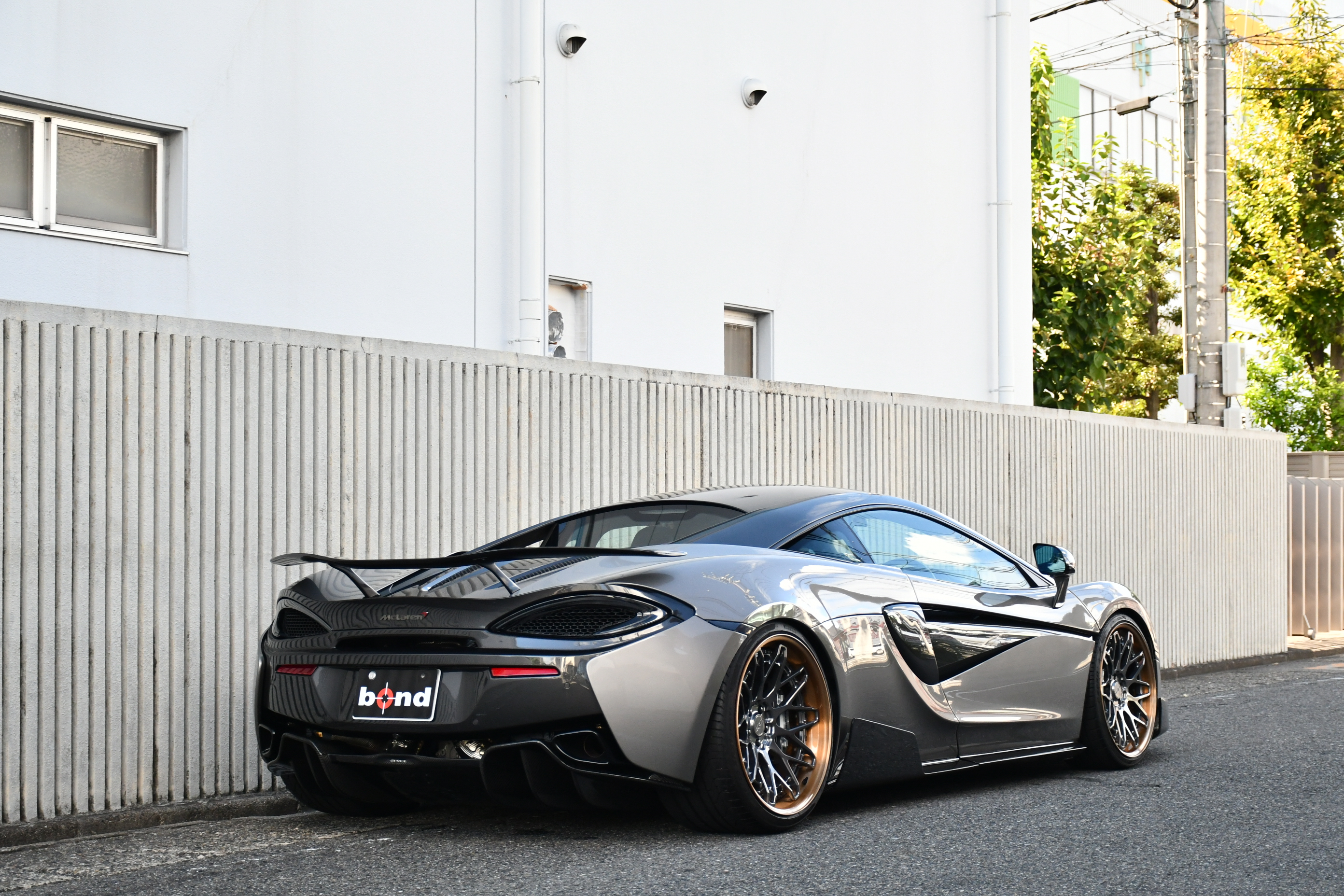 ボンドカーズ名古屋 bond cars NAGOYA マクラーレン McLaren 570S 1016Industries カーボンエアロキット ロティフォーム ローダウン リフター rotiform セキュリティーパック ラグジュアリーパック 新入庫 在庫車