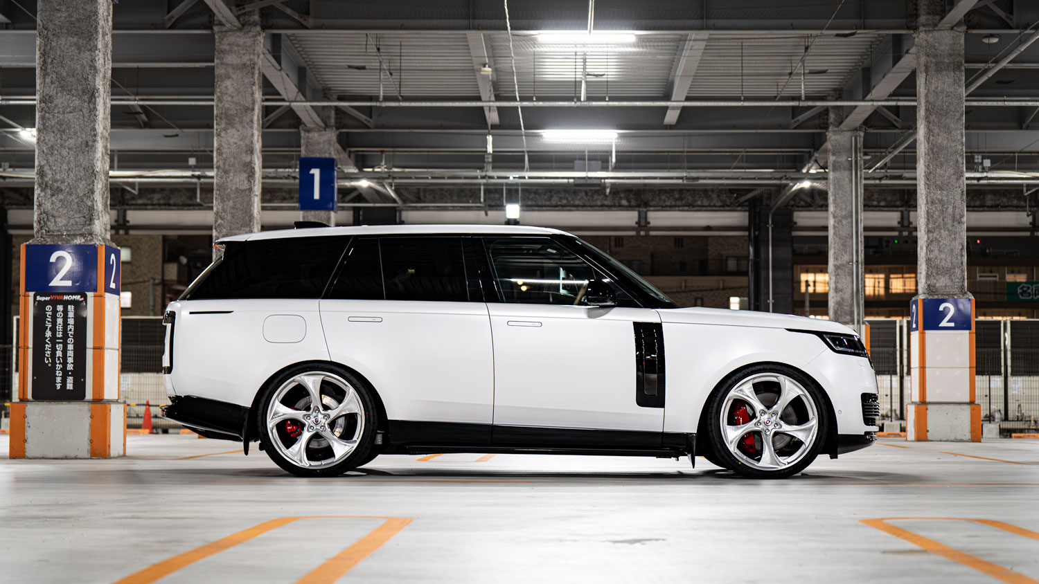 レンジローバー　SV　RANGEROVER　ローダウン　ホイール　アメ鍛　HRE　522M　24インチ　ブラックアウト　プロテクションフィルム　カスタム　名古屋