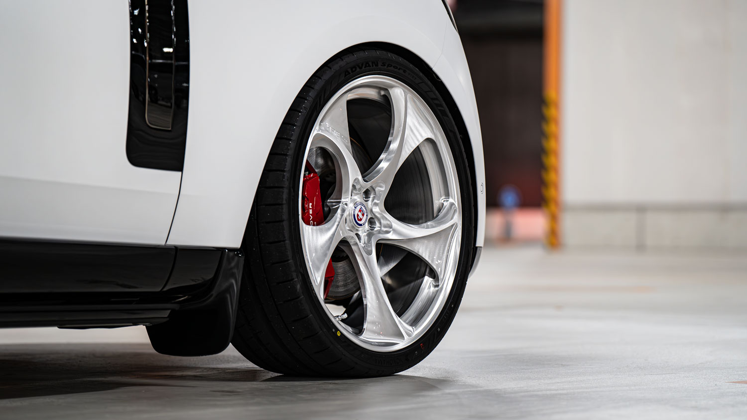 レンジローバー　SV　RANGEROVER　ローダウン　ホイール　アメ鍛　HRE　522M　24インチ　ブラックアウト　プロテクションフィルム　カスタム　名古屋