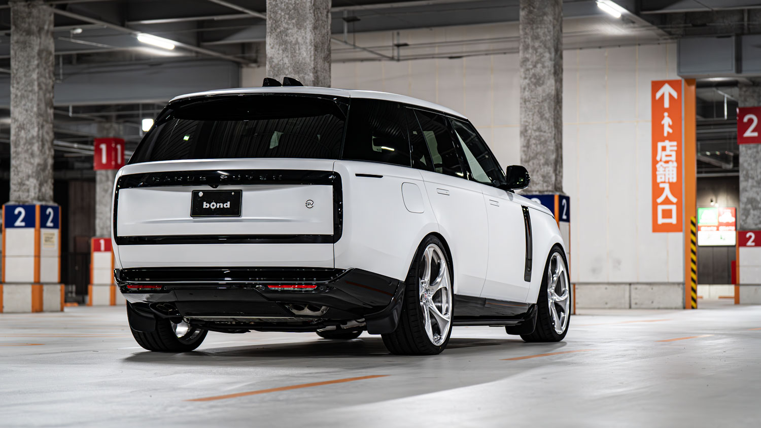 レンジローバー　SV　RANGEROVER　ローダウン　ホイール　アメ鍛　HRE　522M　24インチ　ブラックアウト　プロテクションフィルム　カスタム　名古屋