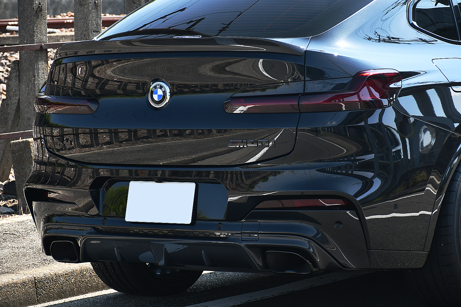 愛知県　名古屋　BMW　G02　X4　カスタム　ローダウン　BCフォージド　３Dデザイン　リップ　KW　22インチ　ブラックアウト　ボンド　ボンド名古屋
