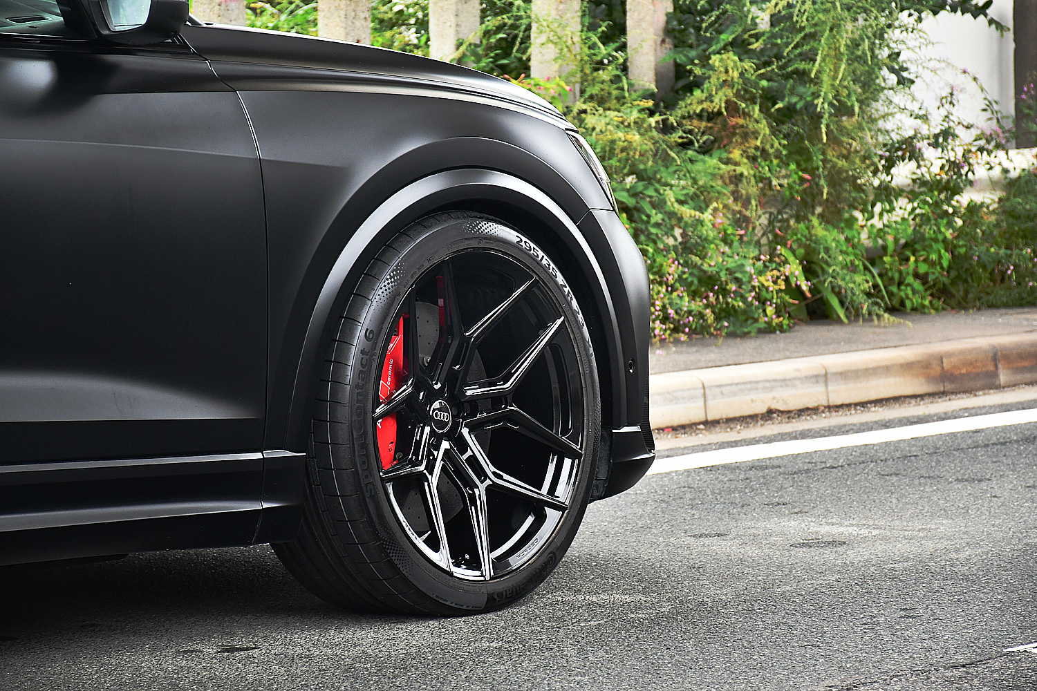 愛知県　名古屋　AUDI　RSQ8　カスタム　VOSSEN　ホイール　23インチ　アウディ　ヴォッセ　ボンド　ボンド名古屋
