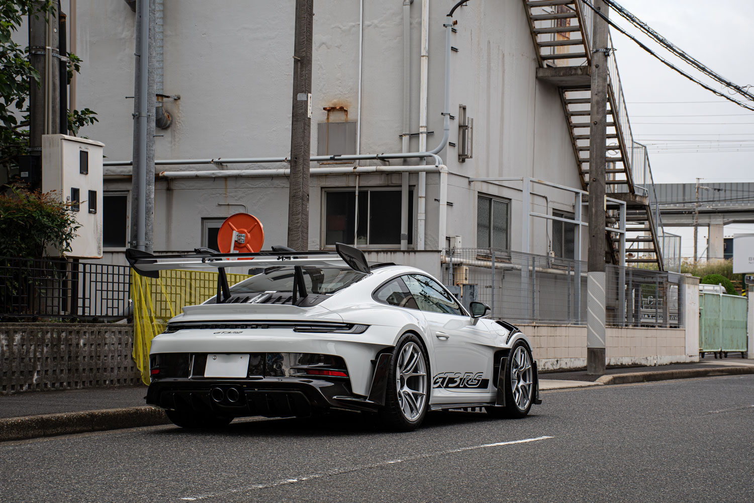 ポルシェ　992GT3RS　9デザイン　1016インダストリーズ　カーボンパーツ　プロテクションフィルム　カスタム　名古屋