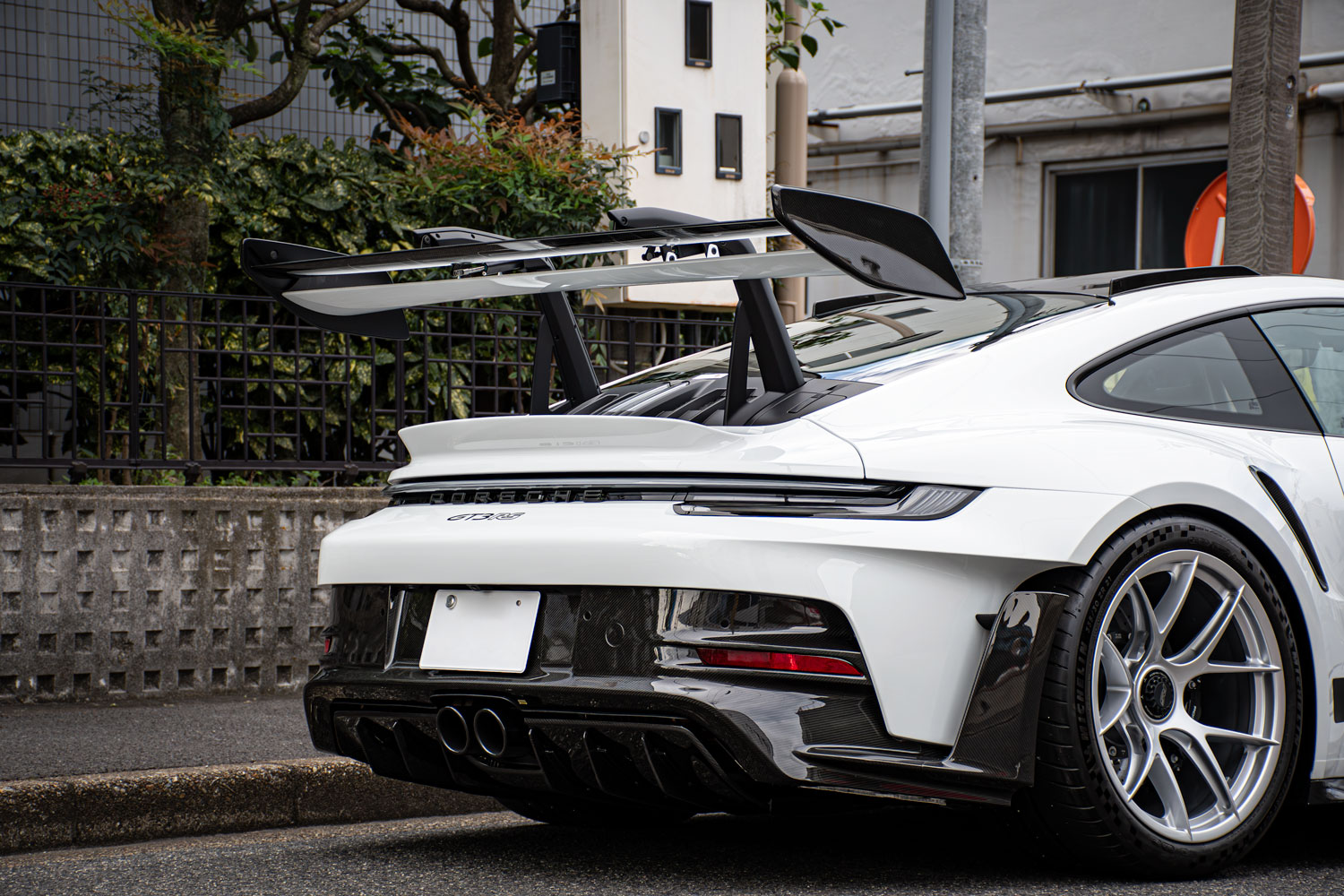 ポルシェ　992GT3RS　9デザイン　1016インダストリーズ　カーボンパーツ　プロテクションフィルム　カスタム　名古屋