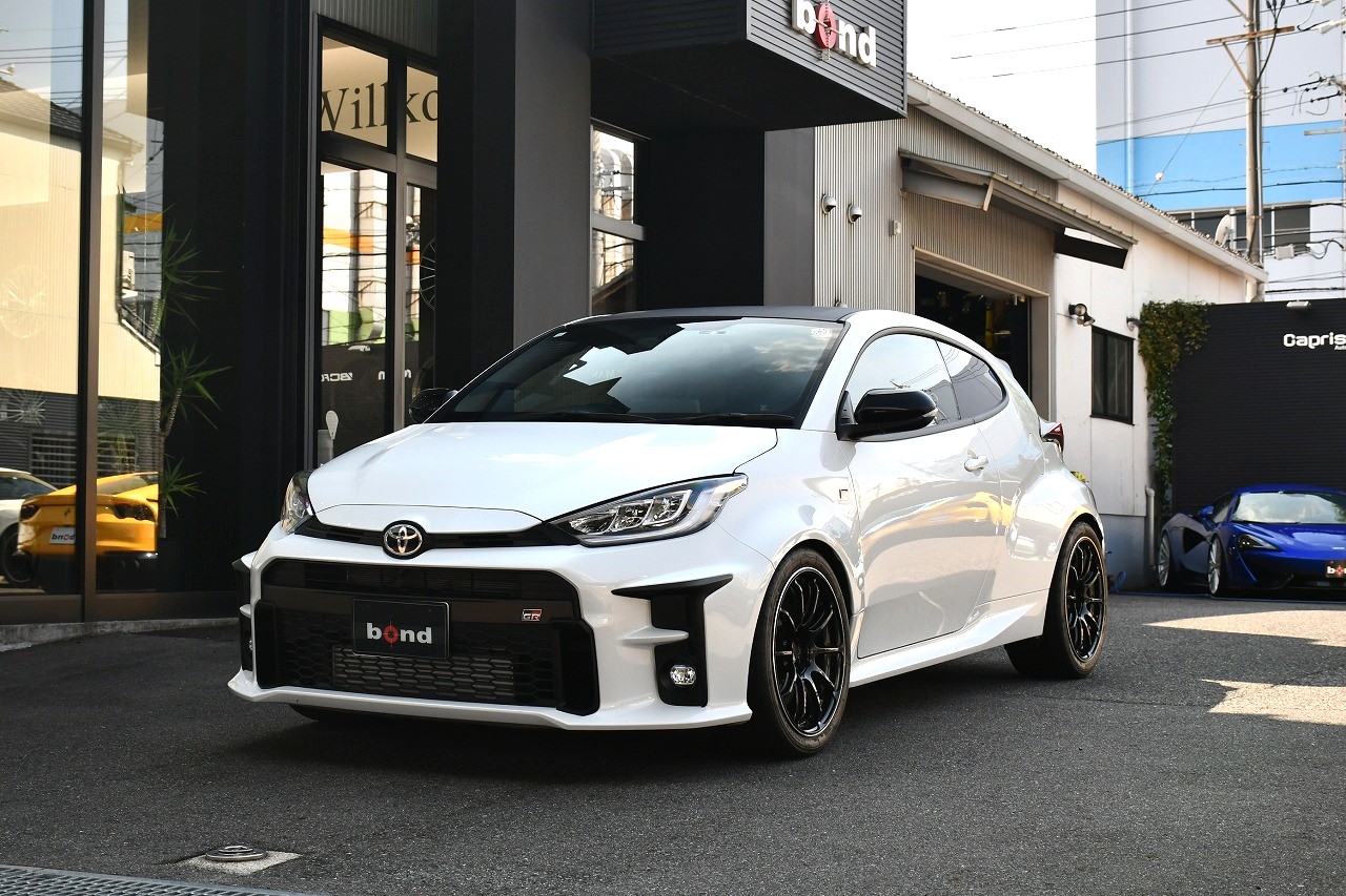 トヨタ　GRヤリス　RECARO　ADVAN