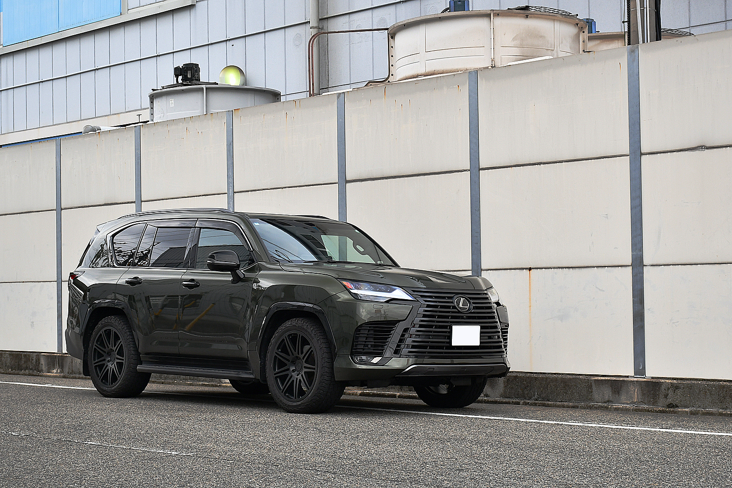 愛知県 名古屋 LX600 LEXUS HRE ホイール交換 22インチ オフロード レクサス カスタム ボンド ボンド名古屋 301M