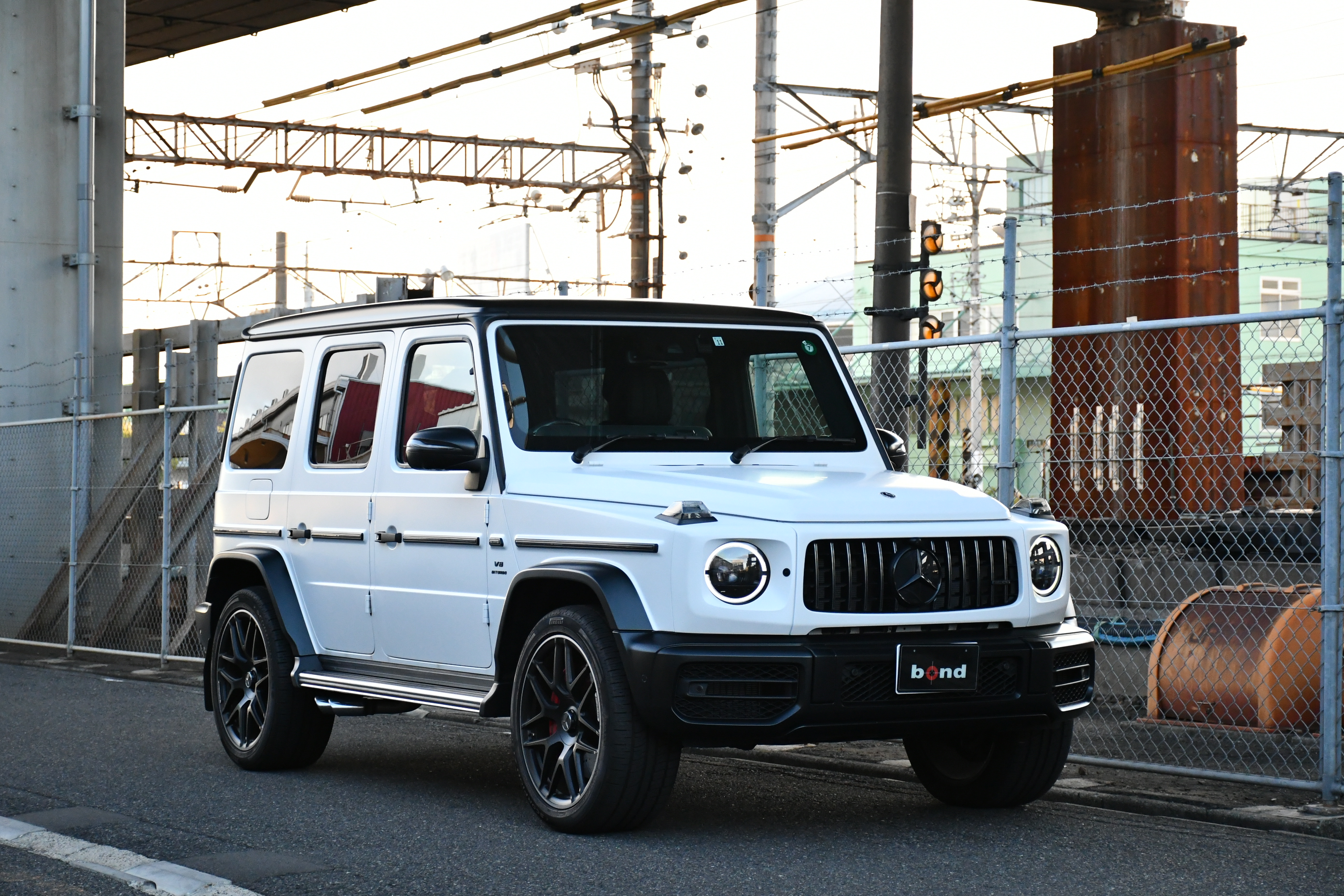 ボンドカーズ名古屋　bond cars NAGOYA　G63　マグノオパリスホワイト　マグノヒーローエディション　AMG　カーボンインテリア　マットホワイト　限定車　ナイトパッケージ