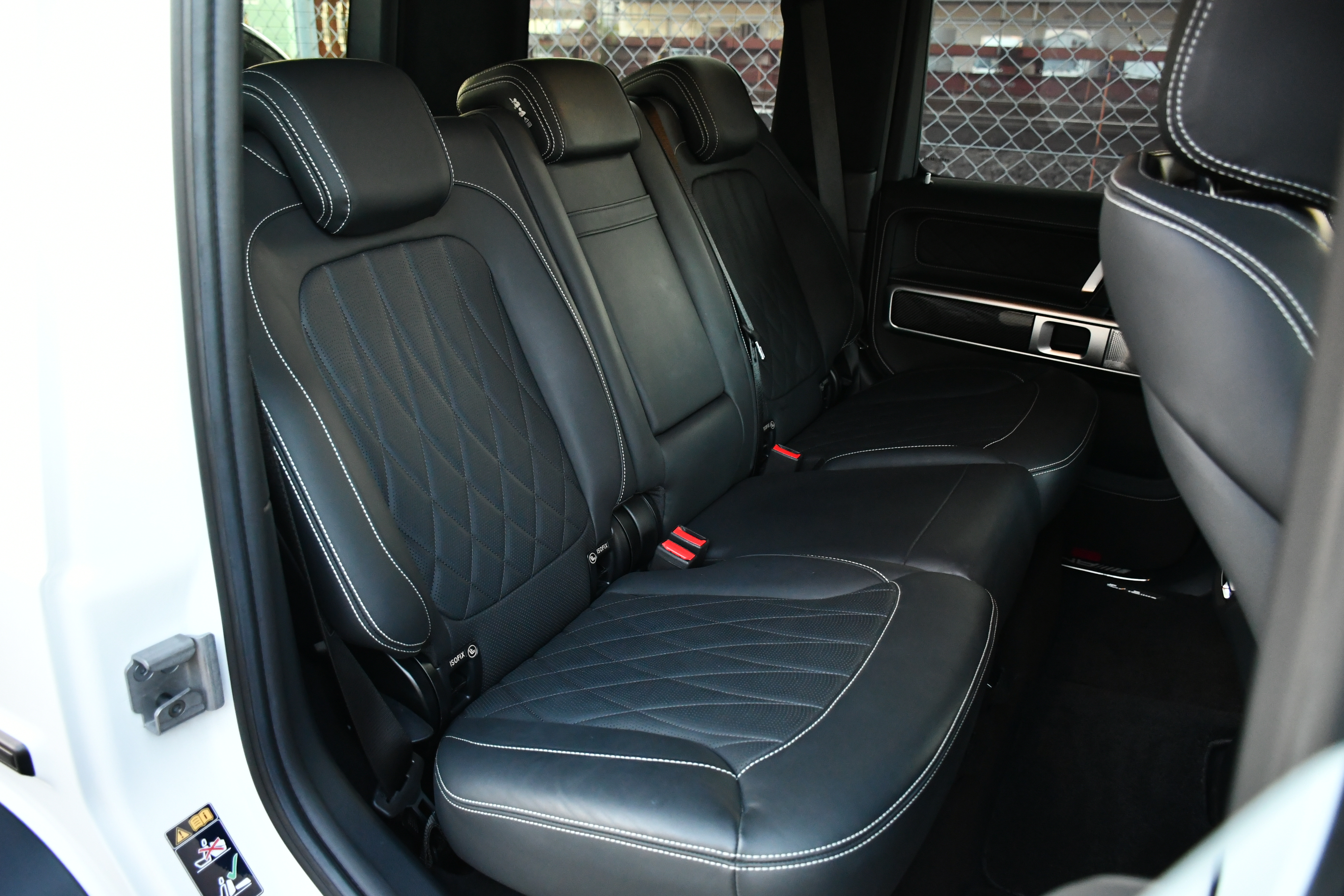 ボンドカーズ名古屋　bond cars NAGOYA　G63　マグノオパリスホワイト　マグノヒーローエディション　AMG　カーボンインテリア　マットホワイト　限定車　ナイトパッケージ